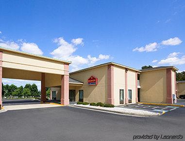 Days Inn By Wyndham Lugoff Bagian luar foto
